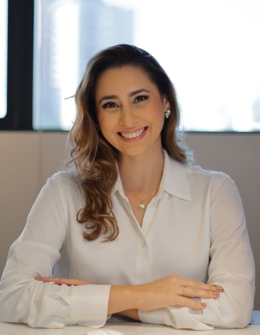 Dra. Mariana Davim