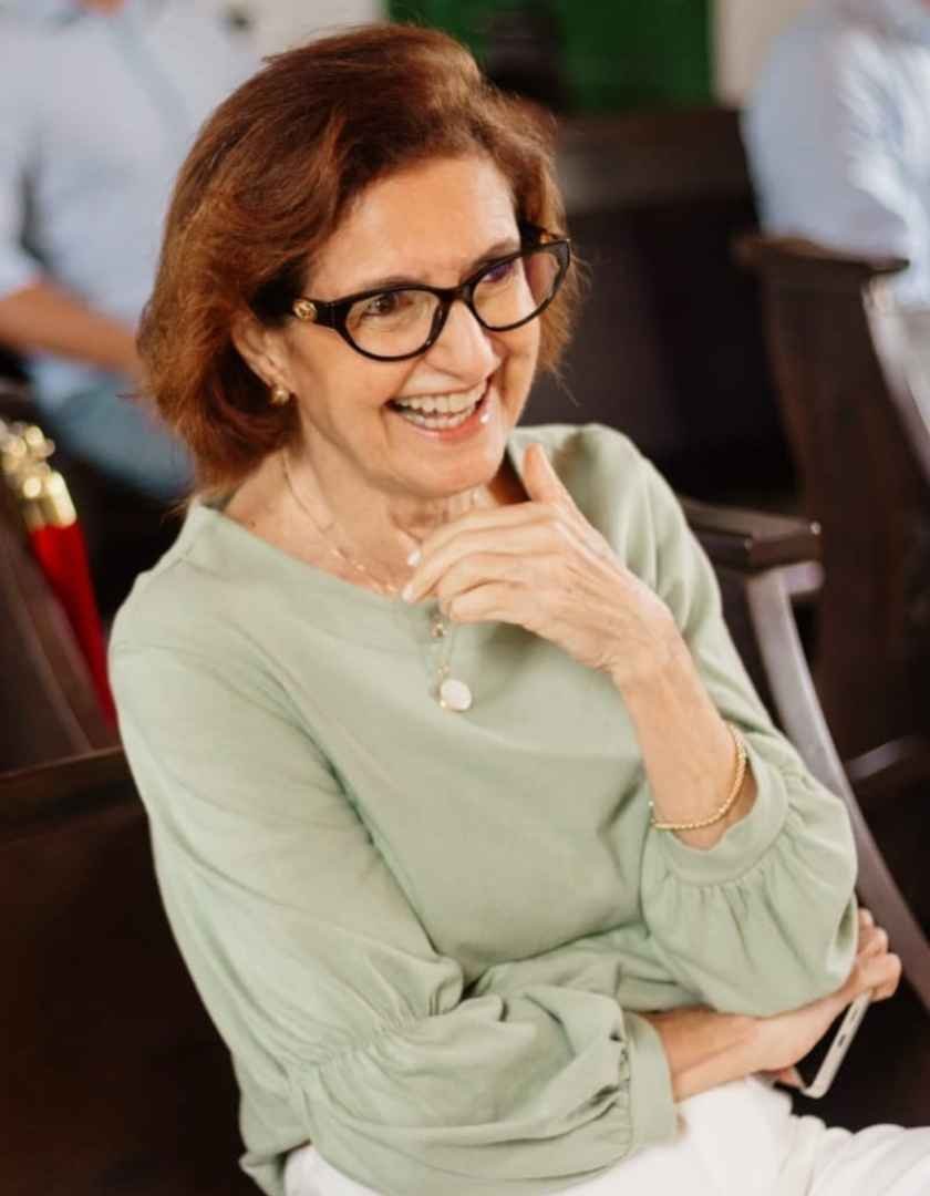Dra. Silvia Elisa Cury